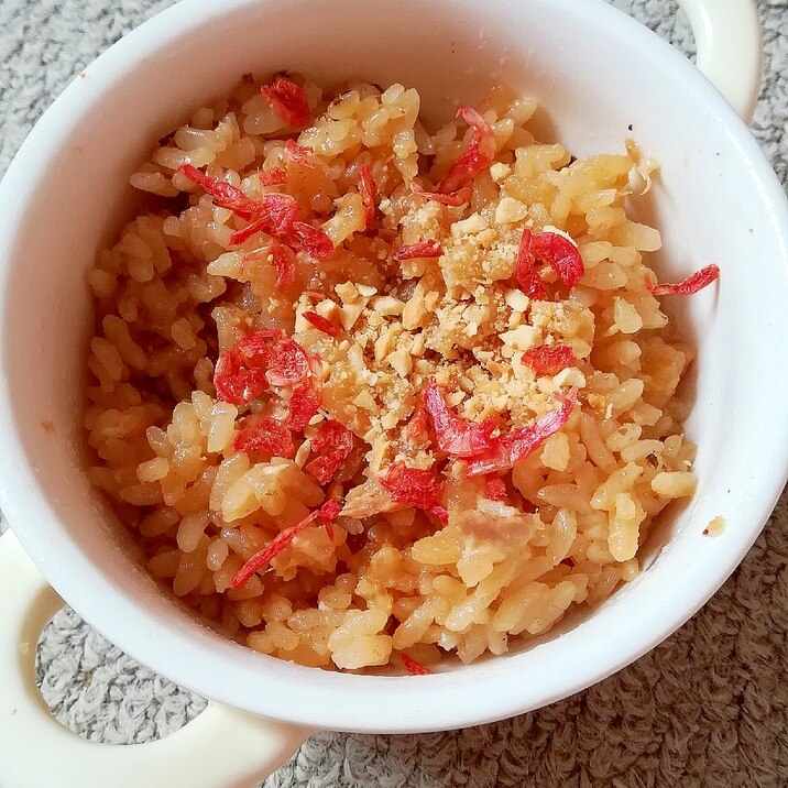 ツナ醤油と干し桜えびとピーナッツの混ぜご飯